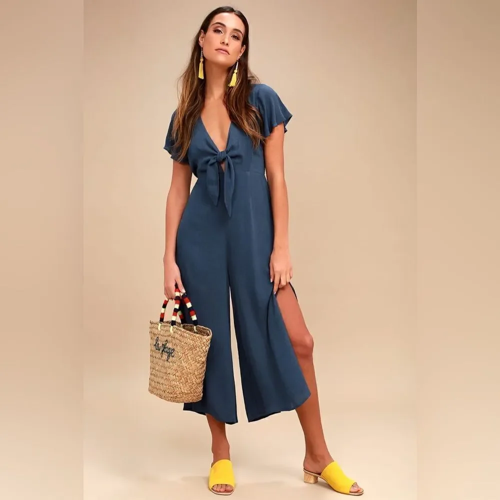 Lulu’s Tie-Front Culotte Jumpsuit with Side Slits
